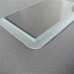 verre encastré trempé sur mesure de 10 mm